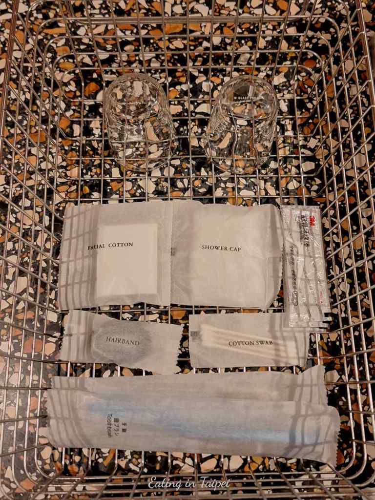 Just Sleep Tainan Superior Twin toiletry 2